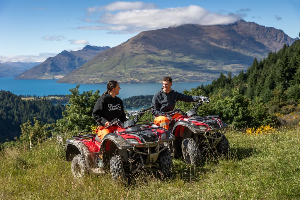 Quad bike tour above lake Whakatipu